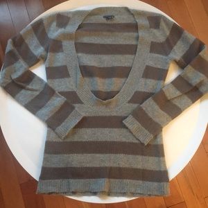 Theory deep scoop neck cashmere sweater